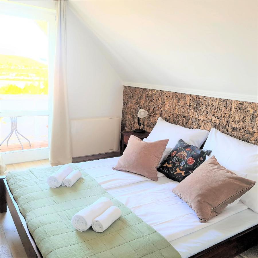 Villa Izabella Badacsonytordemic ภายนอก รูปภาพ
